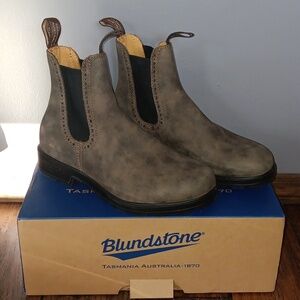 Blundstone Chelsea Boots